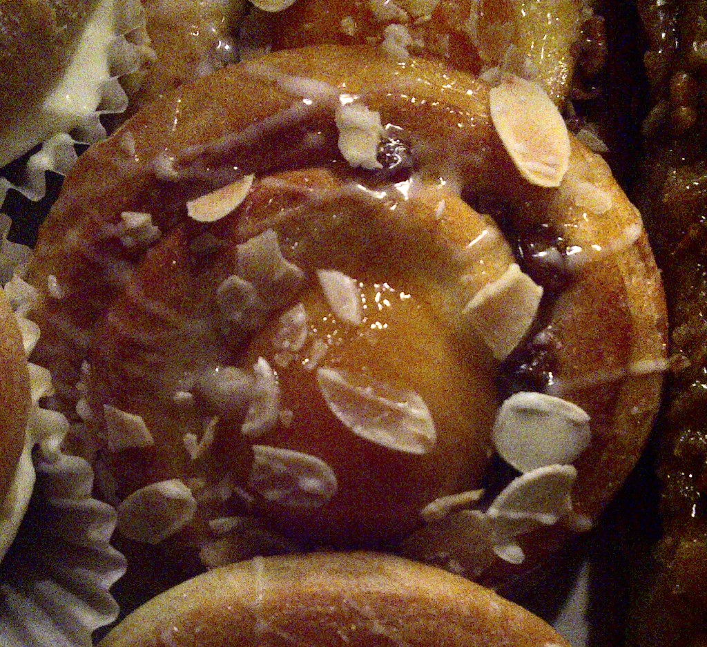 Apricot almond danish, Nicolette Felix / Undercover Chef